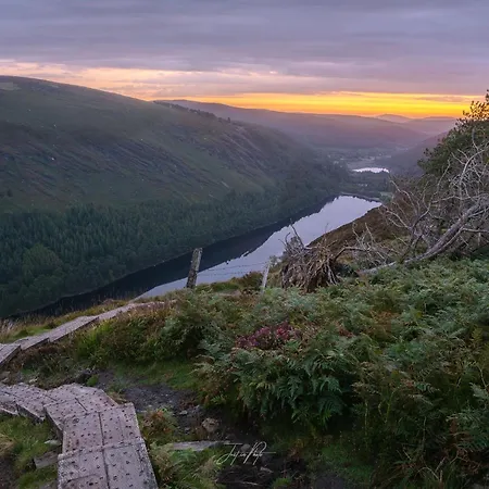 格兰达洛国际青年旅舍 旅馆 拉勒夫