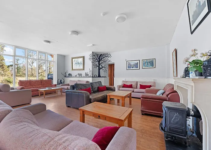 Glendalough International Youth Laragh