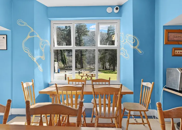 Glendalough International Youth * Laragh