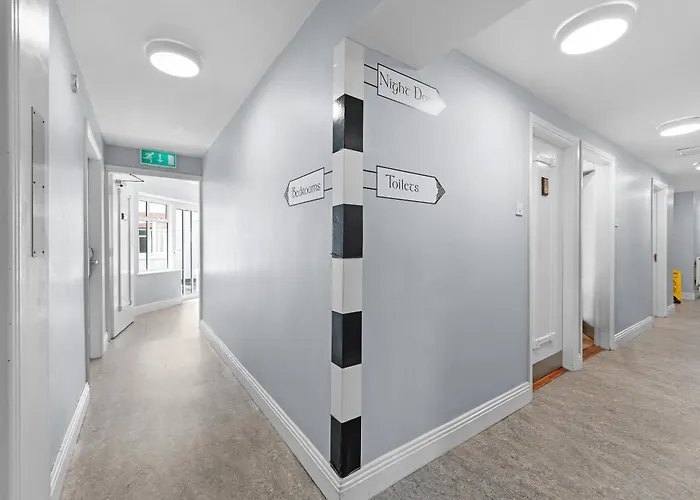 Glendalough International Youth Hostel Laragh